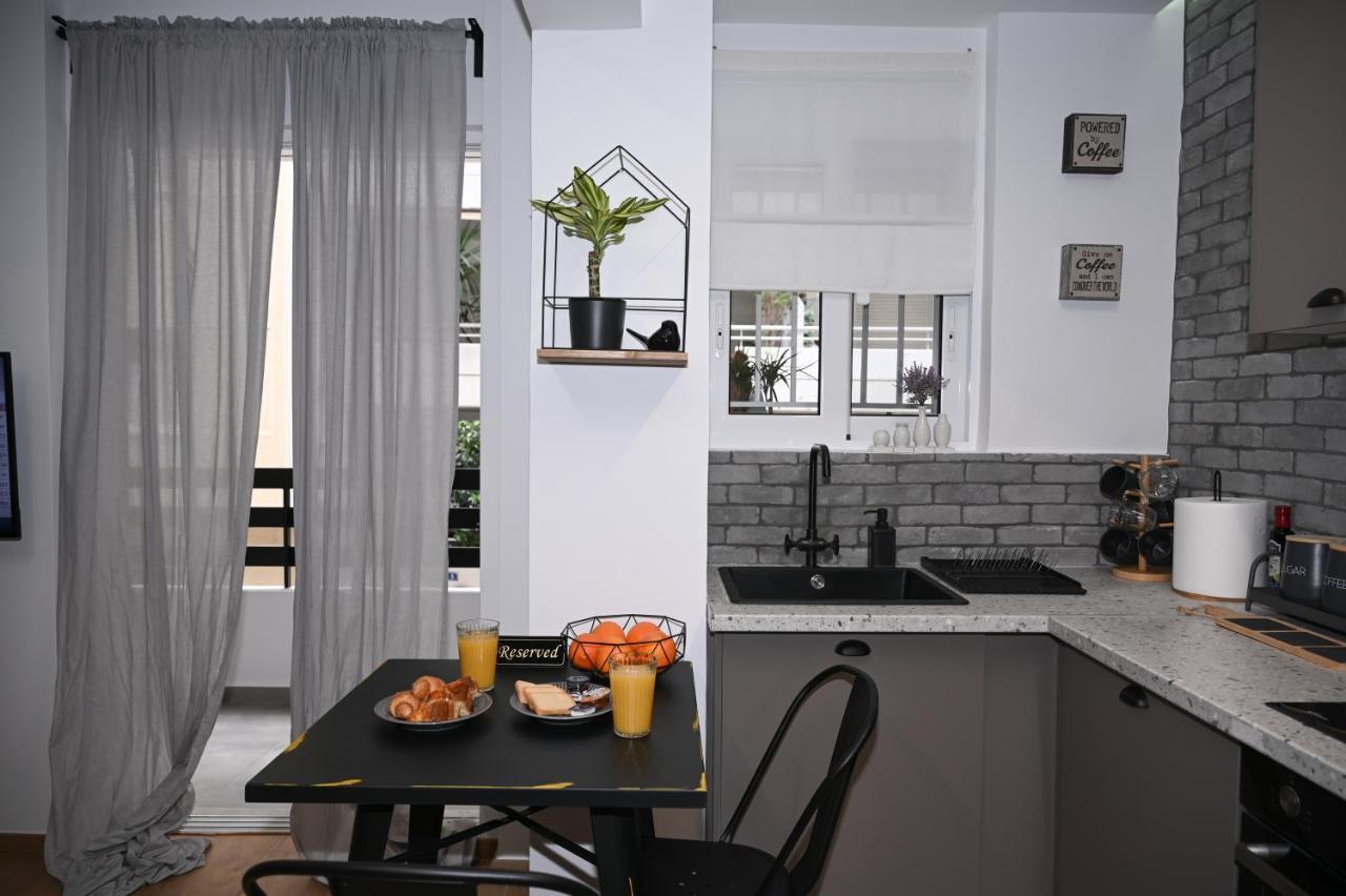 Urban Loft By Neuvel Apartment Атина Екстериор снимка