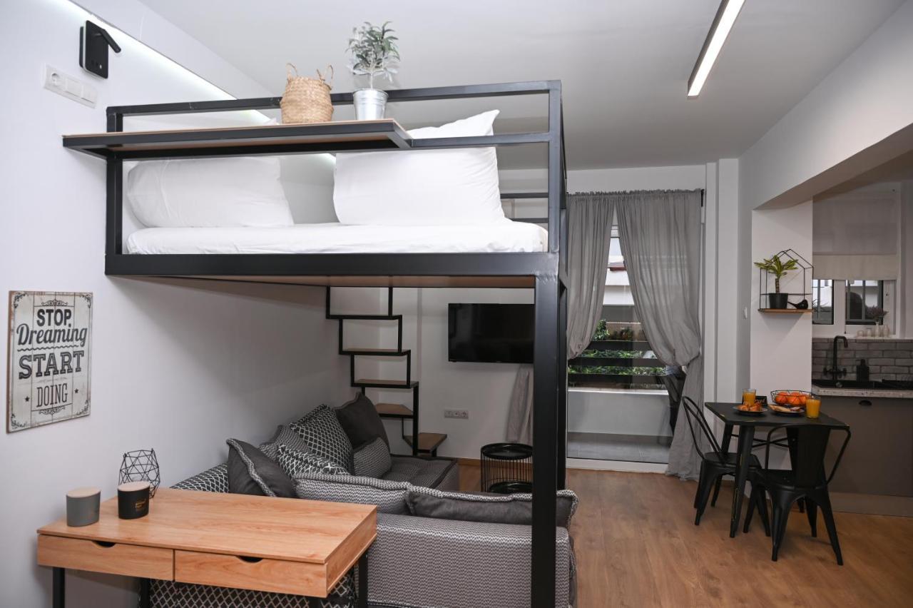Urban Loft By Neuvel Apartment Атина Екстериор снимка